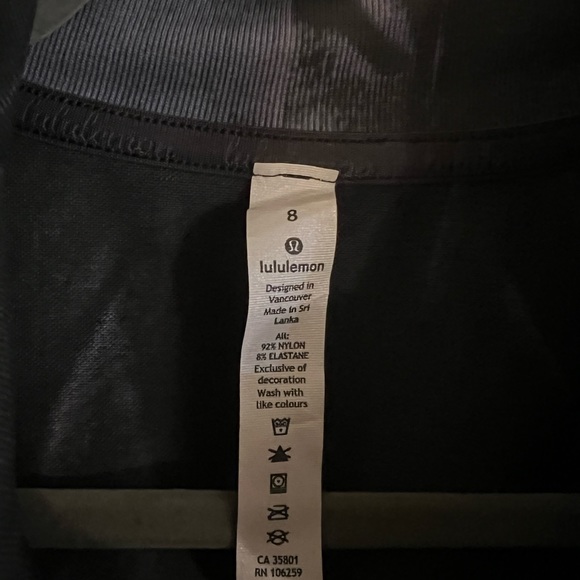 Lululemon Define Jacket, Ebb to Street, Stone Wash Graphite Grey, size 8 - Picture 2 of 4